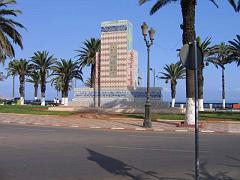 VOYAGE ORAN SEPTEMBRE 2006 54 11 sept. 06 - matin - MONUMENT AUX MORTS BD FRONT DE MER BD DE L ALN EN BAS AV LOUBET AV CHEIKH TEBESSI